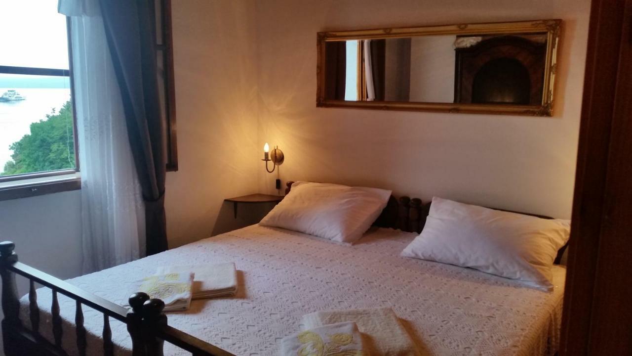 Cesaric Apartment Крес Екстериор снимка
